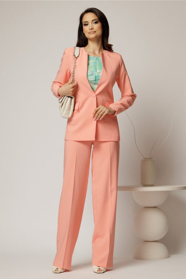compleu-dy-fashion-roz-somon-din-sacou-si-pantalon-si-inchidere-la-un-nasture-1457851-1149826-4.jpeg Compleu DY Fashion roz somon din sacou si pantalon si inchidere la un nasture