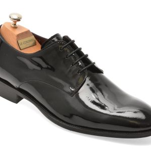 d0a6384e00e3c817112da11b755bd65babc7679d8ad47bd1439cd97984996cab.jpeg Pantofi eleganti LE COLONEL negri, 49817, din piele naturala lacuita