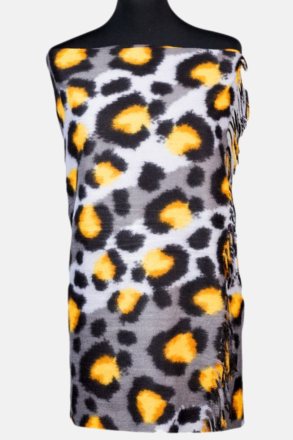 esarfa-cashmere-model-animal-print-cu-nuante-de-galben-si-gri-4861-7878.jpg Esarfa cashmere model animal print cu nuante de galben si gri
