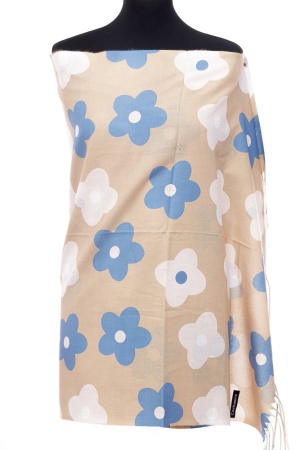esarfa-casmir-cu-flori-bej-pe-fond-camel-copie-831573.jpg Esarfa casmir cu flori crem si albastre pe fond capucino