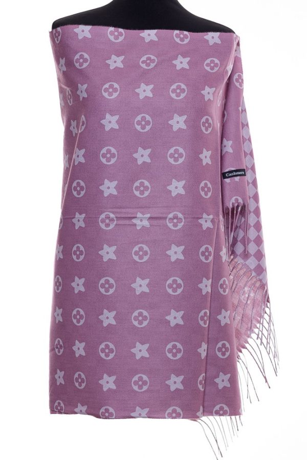 esarfa-casmir-dubla-fata-cu-model-gen-louis-vuitton-roz-deschis-copie-459797.jpg Esarfa casmir dubla fata cu model gen Louis Vuitton, roz prafuit
