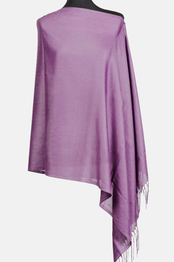 esarfa-dreptunghiulara-lila-din-material-tip-cashmere-405682.jpg Esarfa dreptunghiulara lila din material tip cashmere