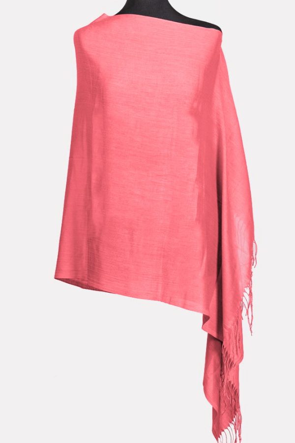 esarfa-roz-somon-din-cashmere-subtire-dreptunghiulara-copie-144178.jpg Esarfa corai din cashmere subtire dreptunghiulara