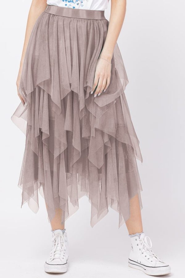 fusta-din-tulle-in-straturi-inegale-lunga-turcoaz-copie-921168.jpg Fusta din tulle, in straturi inegale, lunga, bej inchis