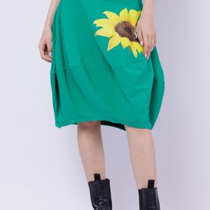 fusta-neagra-din-jerseu-midi-tip-lalea-cu-imprimeu-floarea-soarelui-si-fluture-copie-237808.jpg Fusta verde din jerseu, midi, tip lalea, cu imprimeu floarea soarelui si fluture
