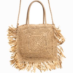 geanta-crossbody-patrata-mare-impletita-cu-franjuri-mari-decorative-maro-copie-7336-4179.jpg Geanta crossbody patrata mare, impletita cu franjuri mari decorative, bej inchis