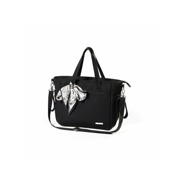geanta-pentru-mamici-babyono-carmen-pentru-carucior-si-umar-30x15-5x26-cm-9-buzunare-saltea-de-infasat-inclusa-suport-de-chei-material-eco-negru-3360412-4.jpeg Geanta pentru mamici, BabyOno, Carmen, Pentru carucior si umar, 30x15.5x26 cm, 9 buzunare, Saltea de infasat inclusa, Suport de chei, Material eco, Negru