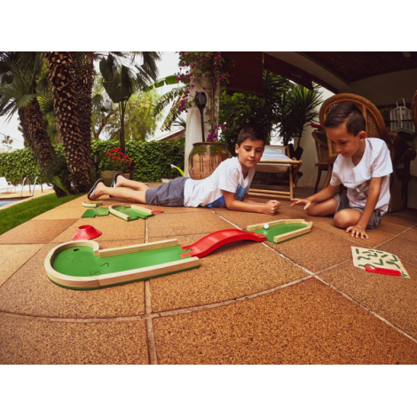 Joc de masa - mini golf, PitchPlakks