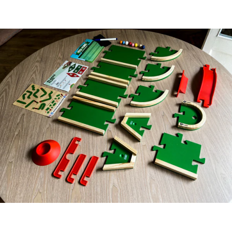 Joc de masa - mini golf, PitchPlakks