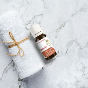 ovafix-mock-1.jpg OvaFix Mix de Ulei de Primulă și Uleiuri Esențiale, cu Efect Progesteronic, Antispastic, Antiinflamator, 10ml | Aquanano