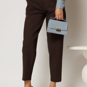 Pantaloni dama maro cu croi pana si buzunare