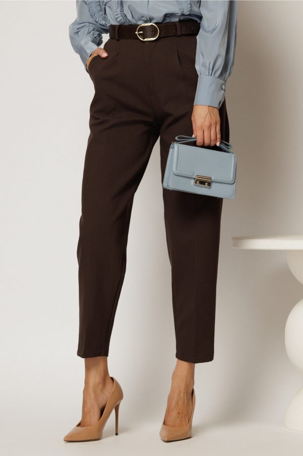 pantaloni-dama-maro-cu-croi-pana-si-buzunare-1489099-1162549-4.jpeg Pantaloni dama maro cu croi pana si buzunare