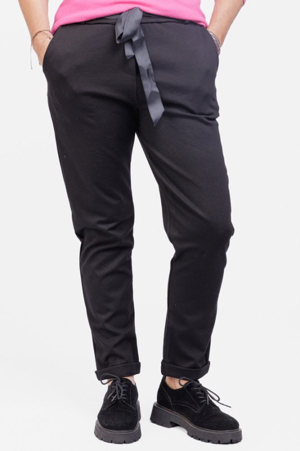 Pantaloni lungi negri, cu funda in talie