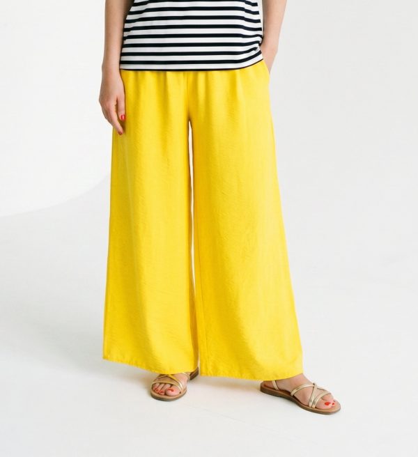 pantaloni-palazzo-foarte-largi-cu-talie-elastica-din-in-mercerizat-rosii-copie-819872.jpeg Pantaloni palazzo foarte largi cu talie elastica, din in mercerizat, galbeni