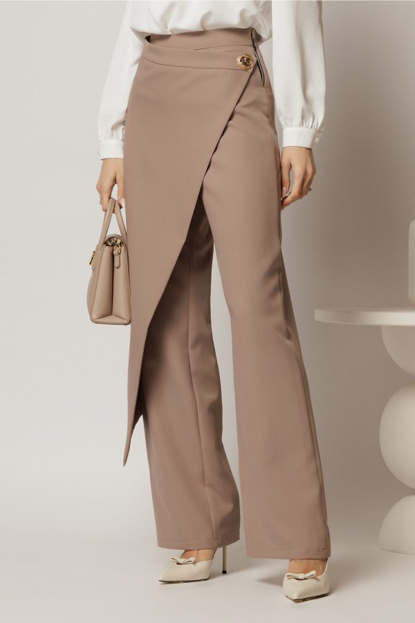 pantaloni-taupe-cu-aplicatie-petrecuta-1448971-1143754-4.jpeg Pantaloni taupe cu aplicatie petrecuta