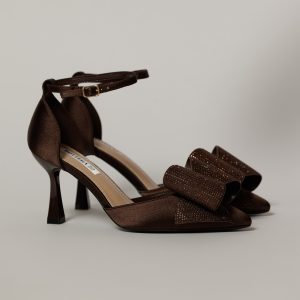 Pantofi eleganti maro din material satinat cu funda maxi stralucitoare