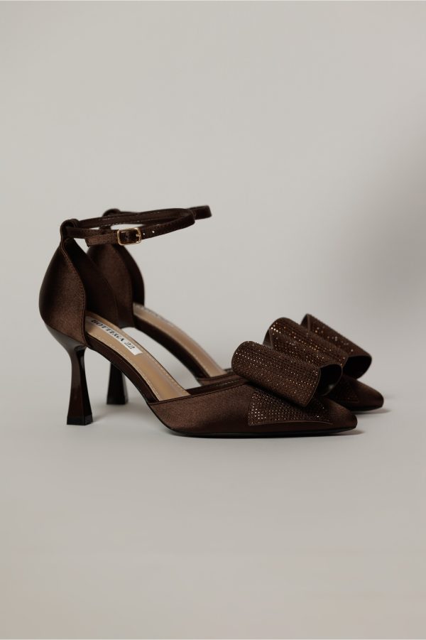 pantofi-eleganti-maro-din-material-satinat-cu-funda-maxi-stralucitoare-1464436-1152760-4.jpeg Pantofi eleganti maro din material satinat cu funda maxi stralucitoare