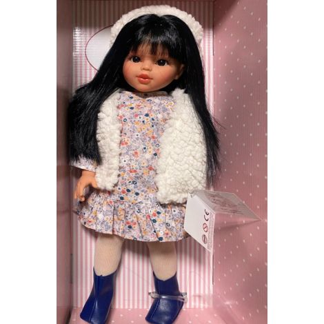 Papusa Sabrina Bruneta cu Vesta si Caciulita Alba 40cm ASI 0516340
