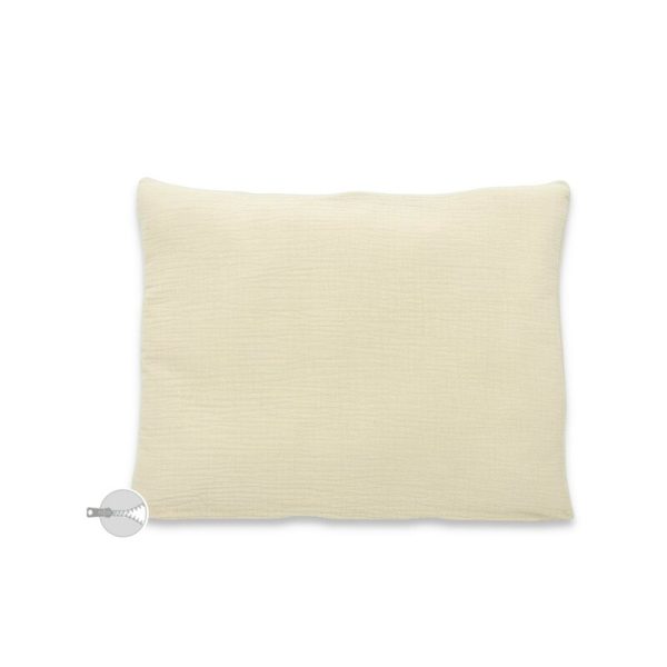 perna-clasica-de-dormit-qmini-cu-husa-detasabila-cu-fermoar-din-muselina-dubla-30x40-cm-warm-beige-3375102-4.jpeg Perna clasica de dormit, Qmini, Cu husa detasabila cu fermoar, Din muselina dubla, 30x40 cm, Warm Beige