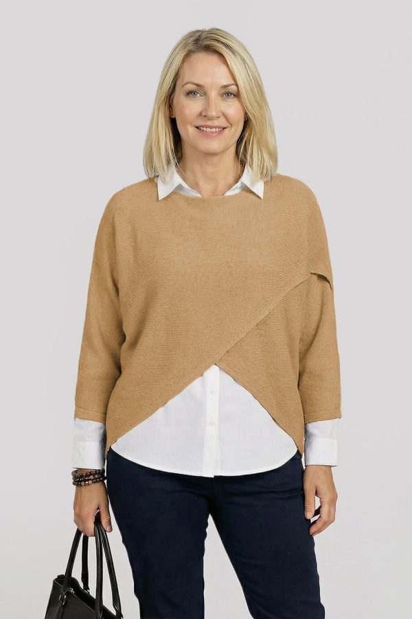 Pulover tip poncho petrecut asimetric, camel