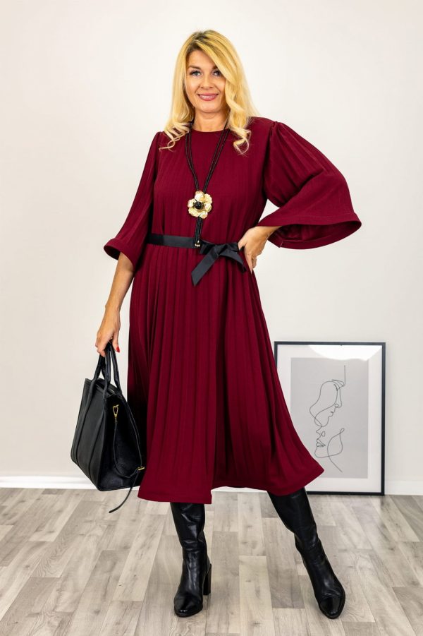 Rochie A-line rosie, plisata cu maneca clopot si cordon
