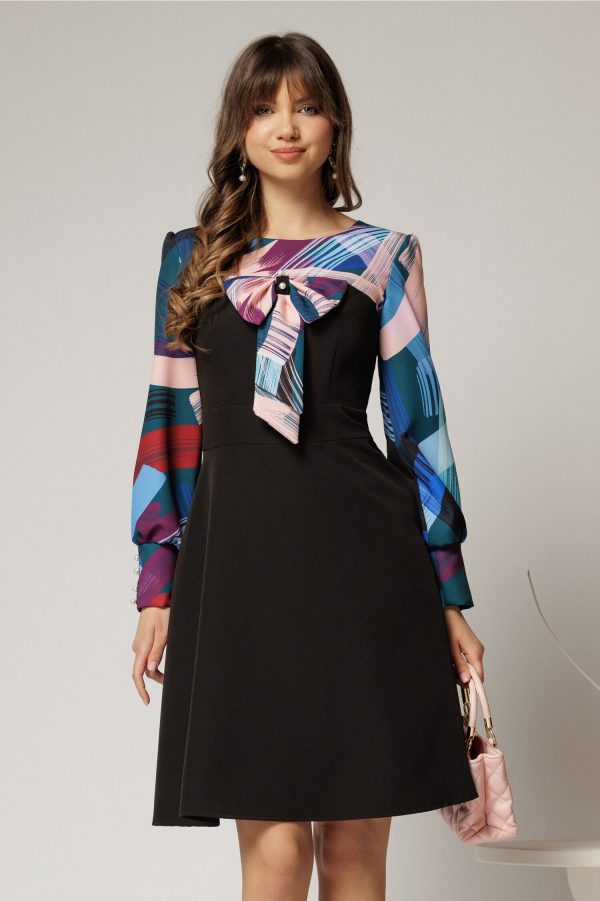 rochie-andrada-din-stofa-neagra-cu-funda-si-imprimeu-colorat-albastru-1436077-1141558-4.jpeg Rochie Andrada din stofa neagra cu funda si imprimeu colorat albastru