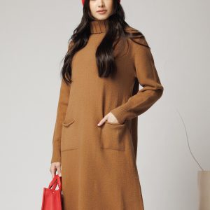 Rochie casual din tricot maro camel cu buzunare