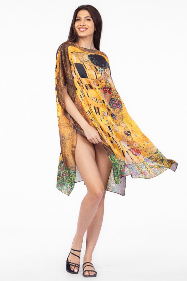 rochie-de-plaja-tip-poncho-din-matase-cu-model-floral-albastru-pe-fond-alb-copie-970283.jpg Rochie de plaja tip poncho din matase cu model inspirat dupa Sarutul de Gustav Klimt