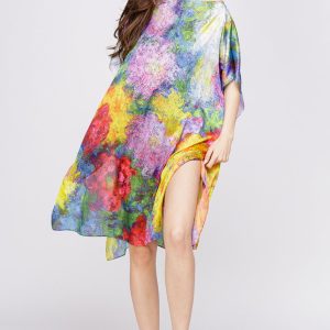 Rochie de plaja tip poncho din matase cu model inspirat dupa o pictura impresionista