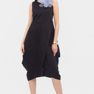 rochie-din-poplin-de-bumbac-petrecuta-cu-colturi-laterale-albastra-copie-712356.jpg Rochie din poplin de bumbac petrecuta, cu colturi laterale, neagra