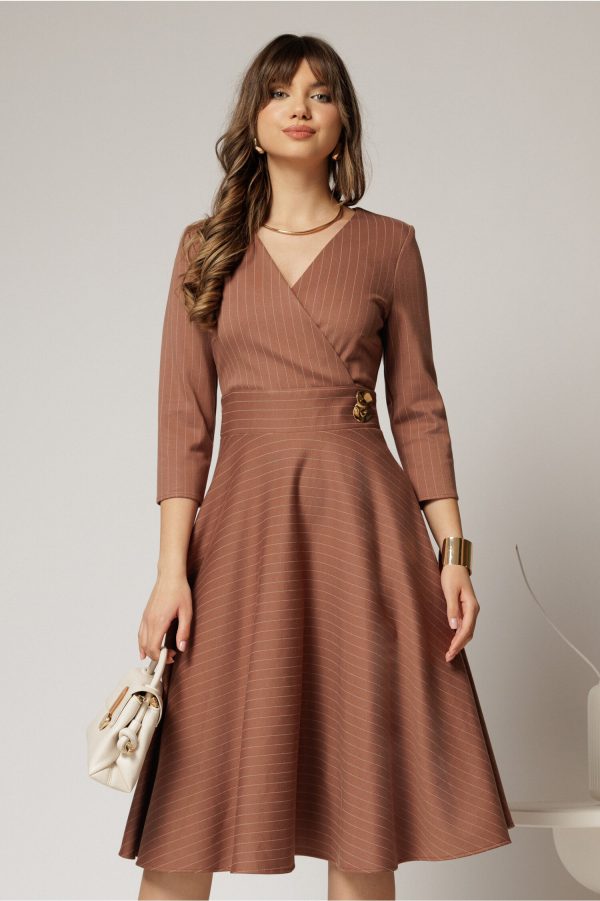 Rochie DY Fashion bej clos in dungi din jerse si detaliu in talie
