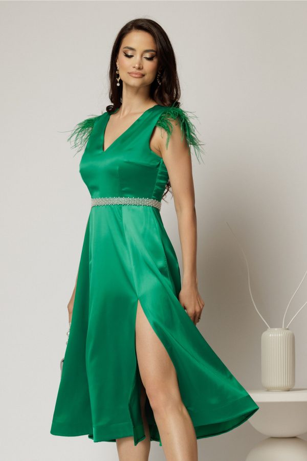 rochie-dy-fashion-midi-verde-din-tafta-cu-pene-la-umeri-1459768-1149499-4.jpeg Rochie DY Fashion midi verde din tafta cu pene la umeri