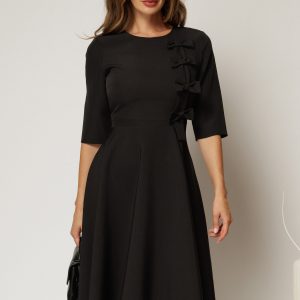 rochie-dy-fashion-neagra-cu-funde-pe-bust-si-maneci-trei-sferturi-1488505-1162576-4.jpeg Rochie DY Fashion neagra cu funde pe bust si maneci trei sferturi