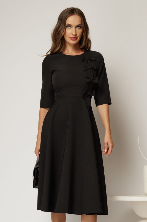 rochie-dy-fashion-neagra-cu-funde-pe-bust-si-maneci-trei-sferturi-1488505-1162576-4.jpeg Rochie DY Fashion neagra cu funde pe bust si maneci trei sferturi
