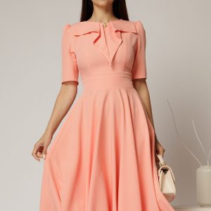 Rochie DY Fashion roz somon cu guler amplu si detaliu inima