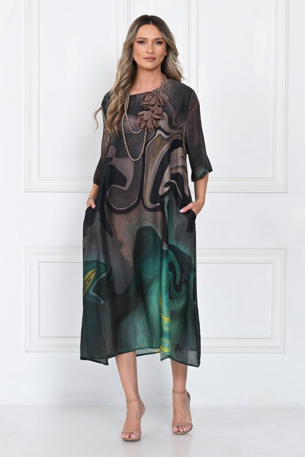 rochie-eleganta-satinata-a-line-cu-imprimeu-floral-artistic-si-croi-lejer-fluid-verde-bej-caramel-copie-755431.jpg Rochie eleganta satinata A-line cu imprimeu abstract si croi lejer fluid, verde-inchis-negru-auriu