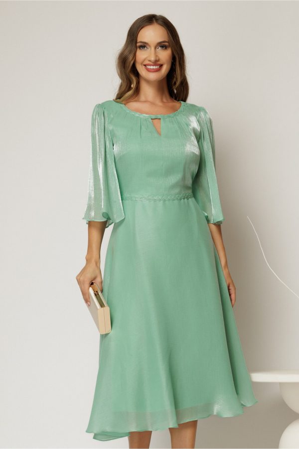 Rochie eleganta verde din voal peliculizat cu decolteu cu decupaj
