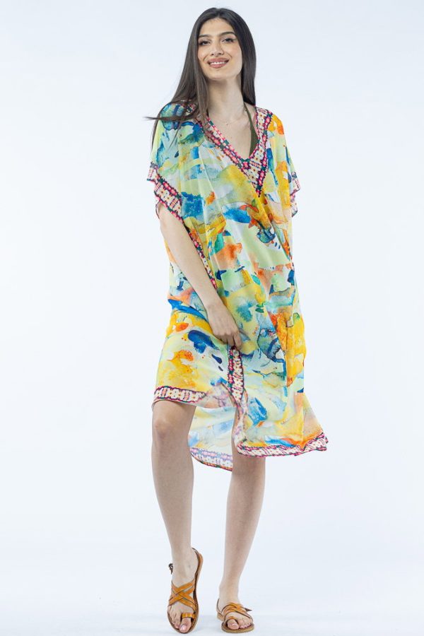 rochie-lunga-de-plaja-tip-poncho-cu-motive-florale-si-frida-kahlo-copie-318694.jpg Rochie lunga de plaja tip poncho cu imprimeu acuarela multicolora