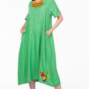 Rochie lunga verde din in mercerizat si vascoza, marime oversize cu fluture stilizat