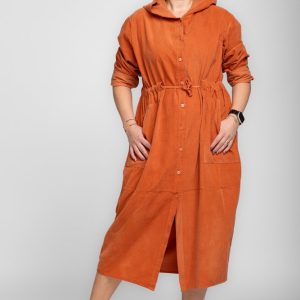 rochie-masura-mare-din-catifea-reiata-taiata-in-talie-caramizie-copie-712319.jpg Rochie camasa din catifea reiata cu gluga si siret in talie, caramizie