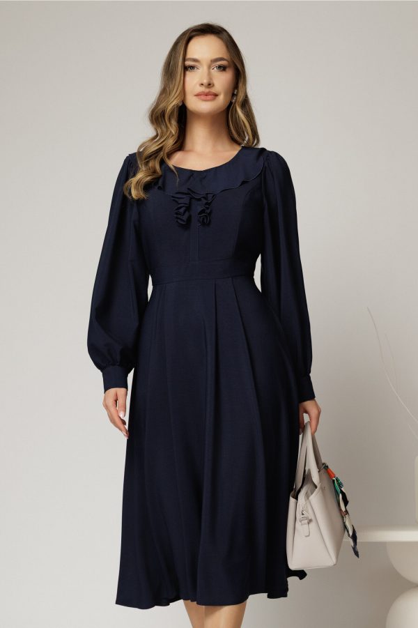 Rochie midi bleumarin din voal plin cu volanase la bust