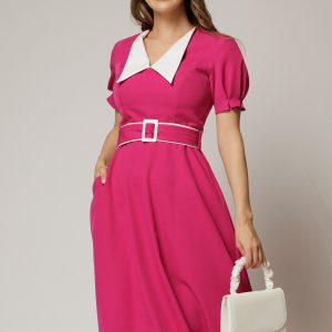 Rochie midi fucsia cu guler alb in contrast si cordon cu insertii
