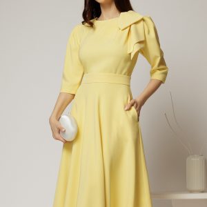 Rochie midi galbena clos cu funda ampla pe umar si cordon detasabil