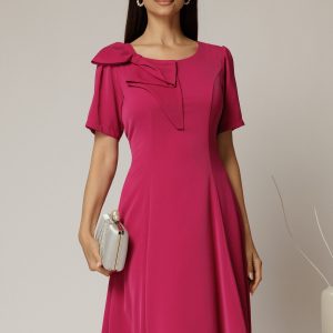 Rochie midi magenta cu funda la umar si croi in clini