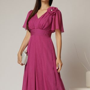 Rochie midi magenta din voal cu fir lurex si floare la umar