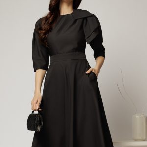 Rochie midi neagra clos cu funda ampla pe umar si cordon detasabil