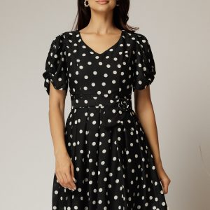 Rochie midi neagra cu buline albe din voal si cordon detasabil