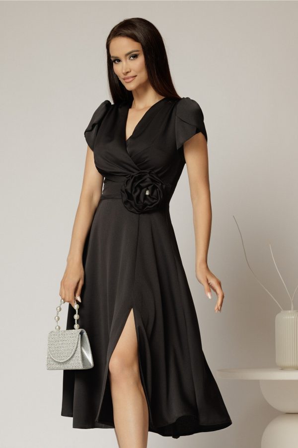 rochie-midi-neagra-de-ocazie-cu-decolteu-petrecut-si-maneci-tip-lalea-1464169-1152016-4.jpeg Rochie midi neagra de ocazie cu decolteu petrecut si maneci tip lalea