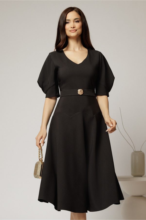 Rochie midi neagra eleganta cu fusta clos, decolteu adanc in V si maneci bufante