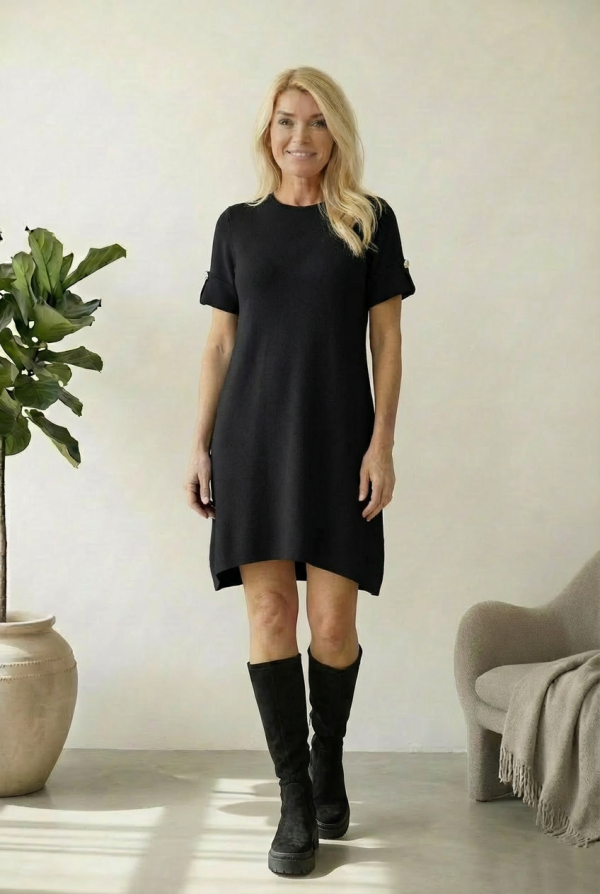 rochie-scurta-a-line-tricotata-cu-maneca-scurta-si-nasture-decorativ-neagra-952334.png Rochie scurta A-line tricotata, cu maneca scurta si nasture decorativ, neagra